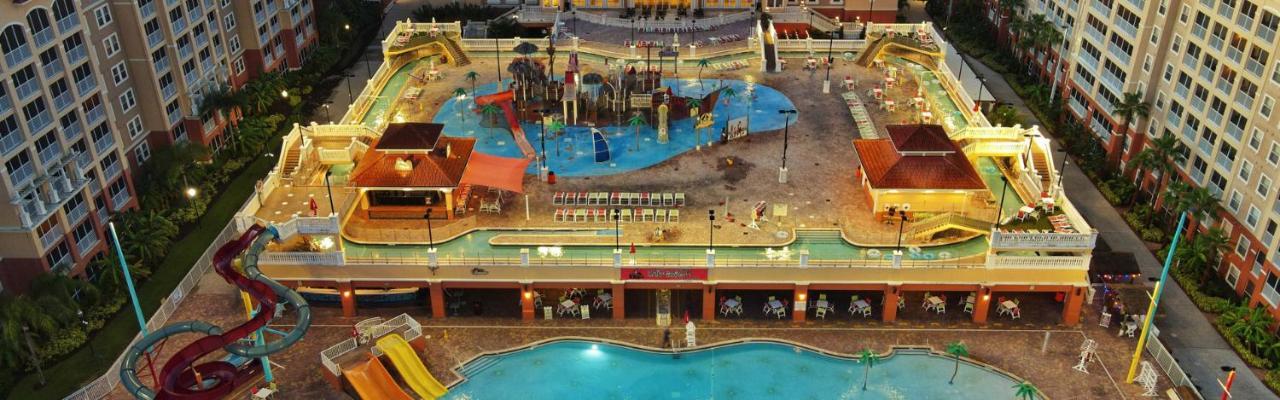 Westgate Town Center Resort Orlando Exterior photo